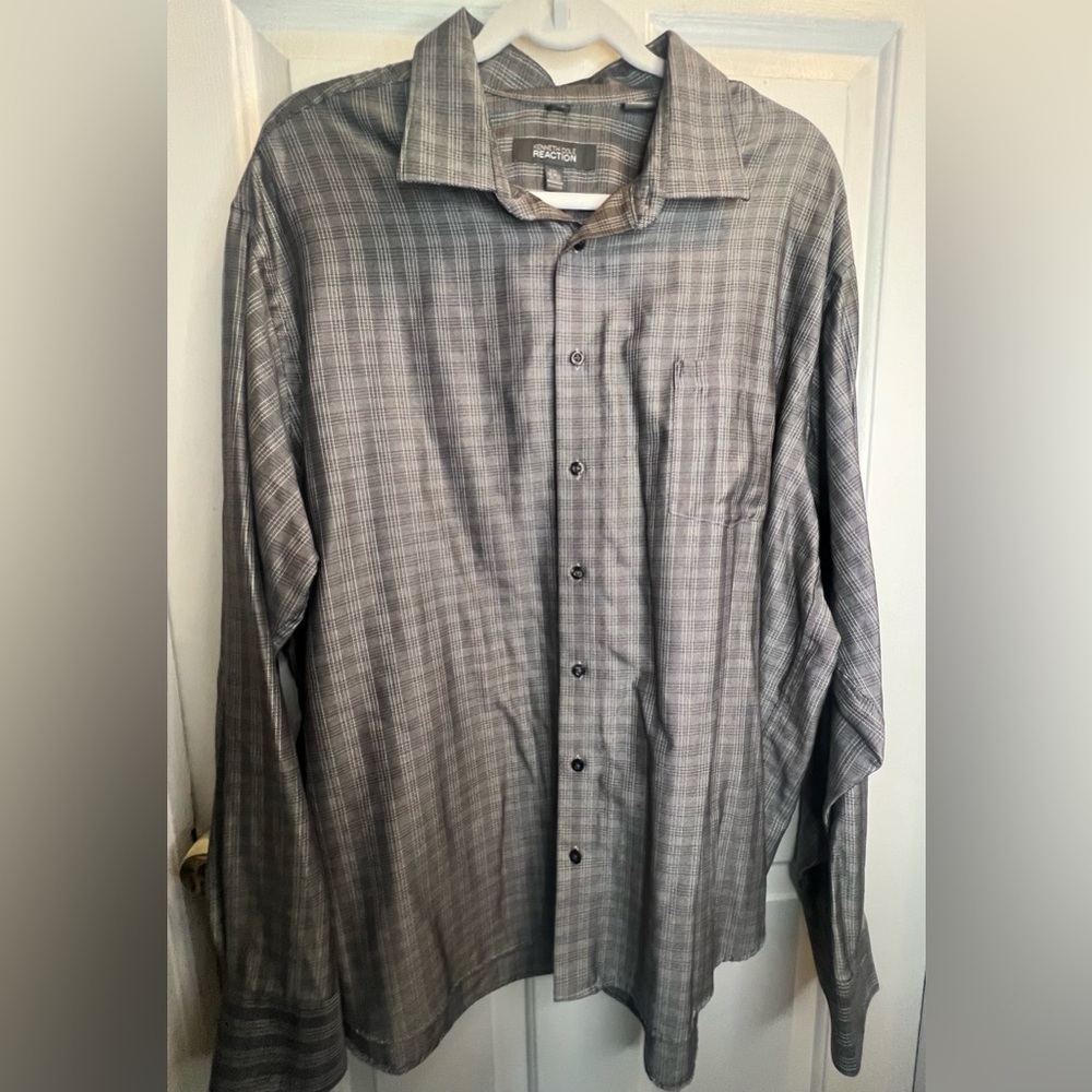 Kenneth Cole Reaction Gray Casual Button Down Shirt